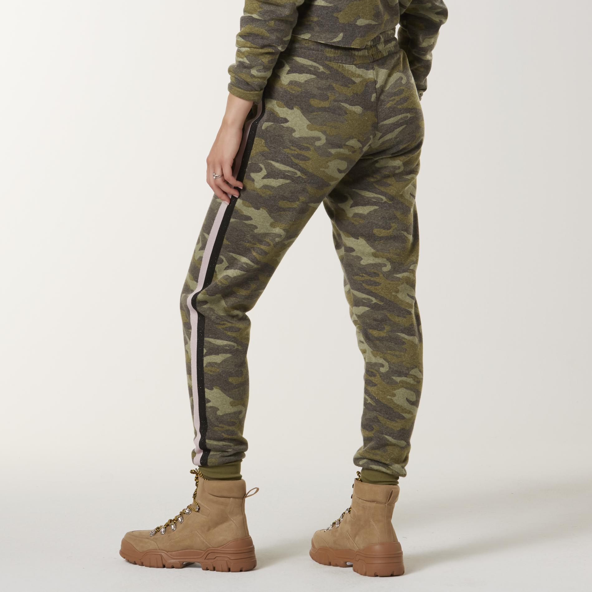 juniors camouflage pants