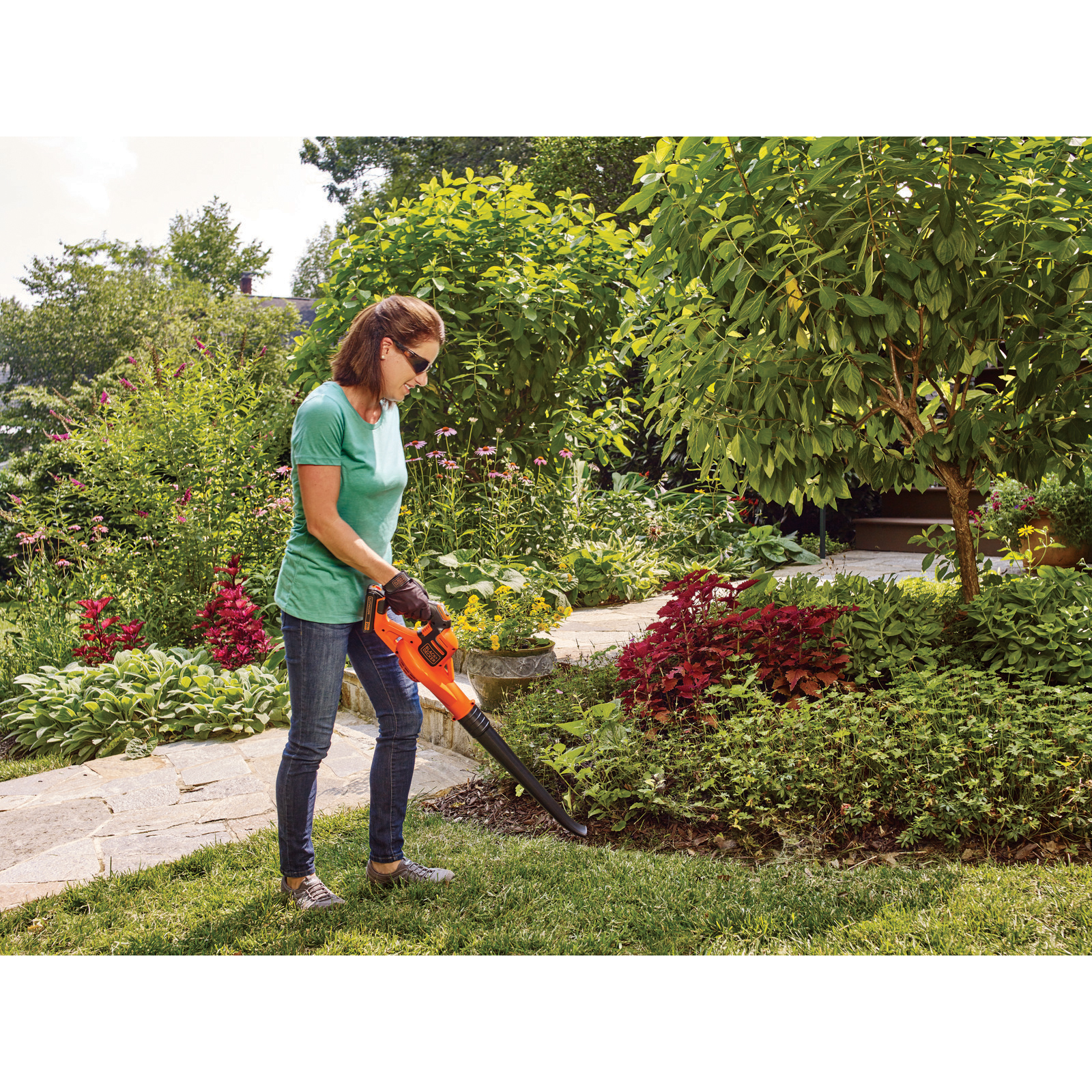 Black & Decker 12 In. 3.5-Amp Corded Electric String Trimmer Edger - Town  Hardware & General Store