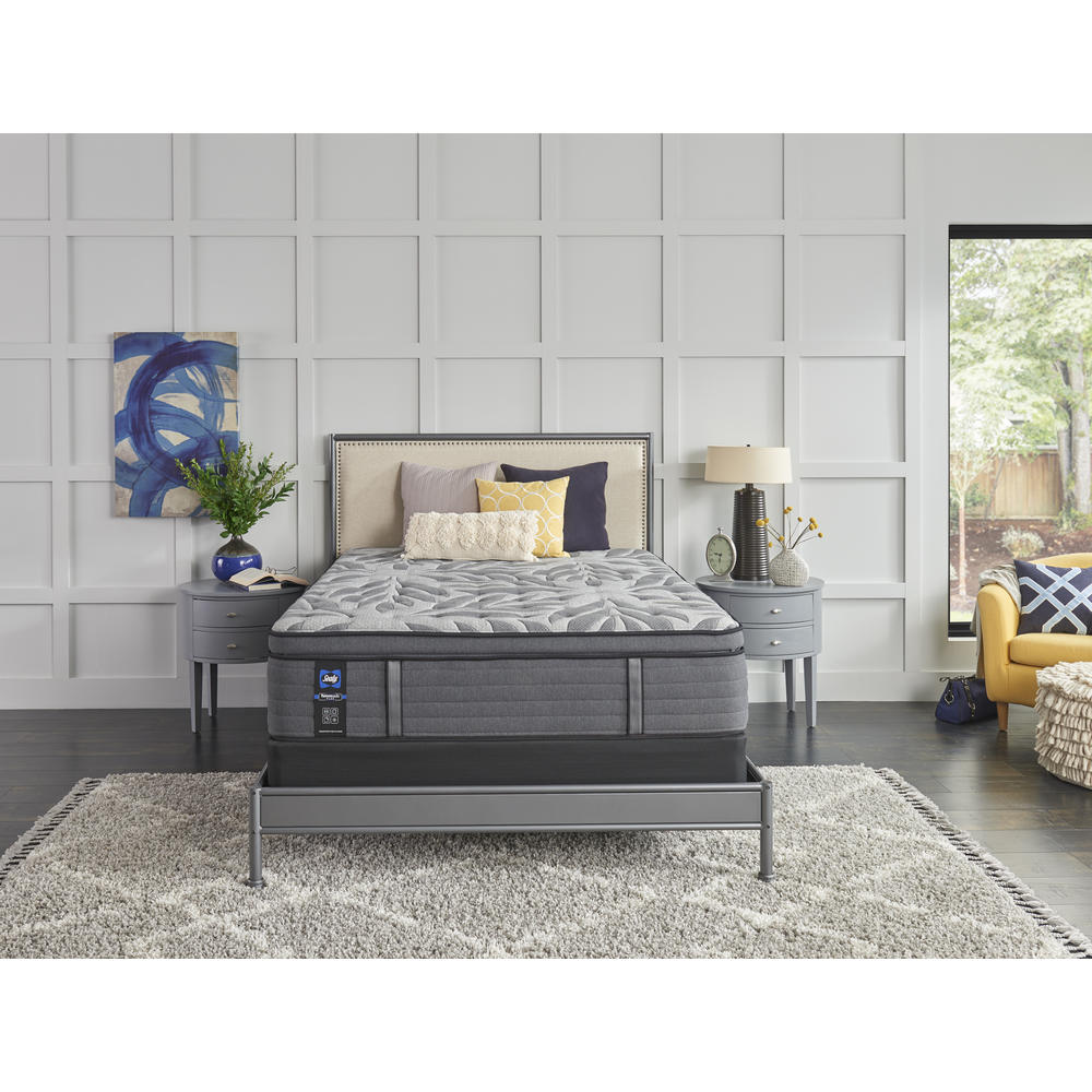 Sealy posturepedic pillow top queen mattress price 2025