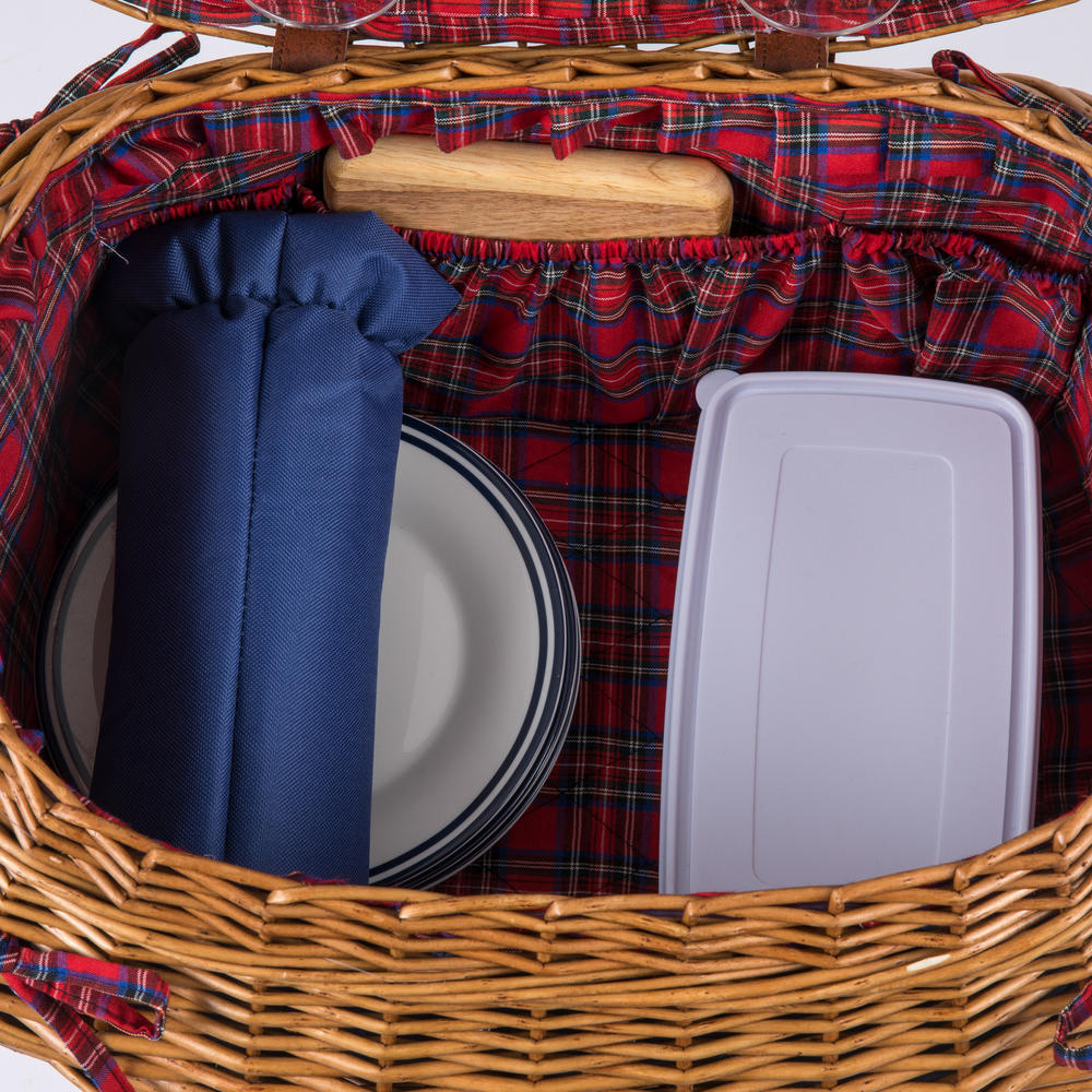 Picnic Time Highlander Picnic Basket