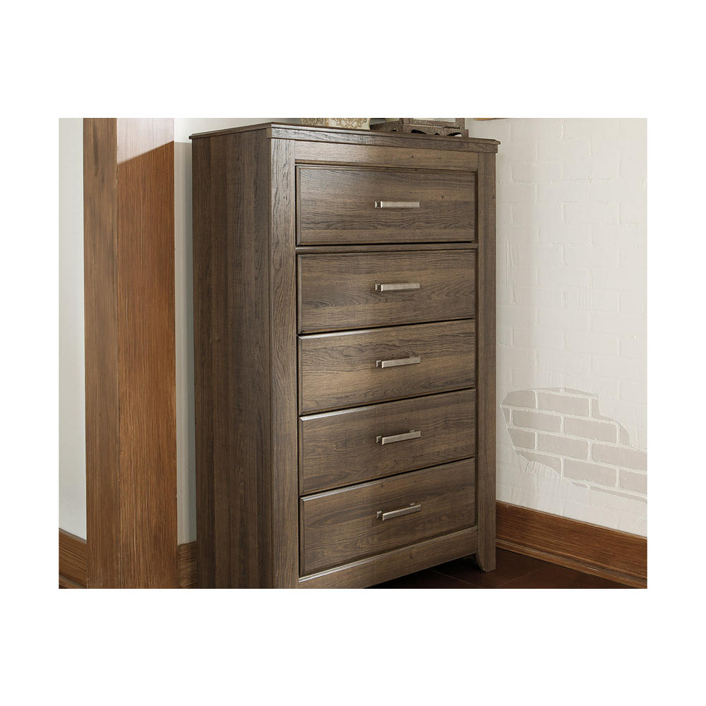 Signature Design by Ashley Juararo Chest of Drawers