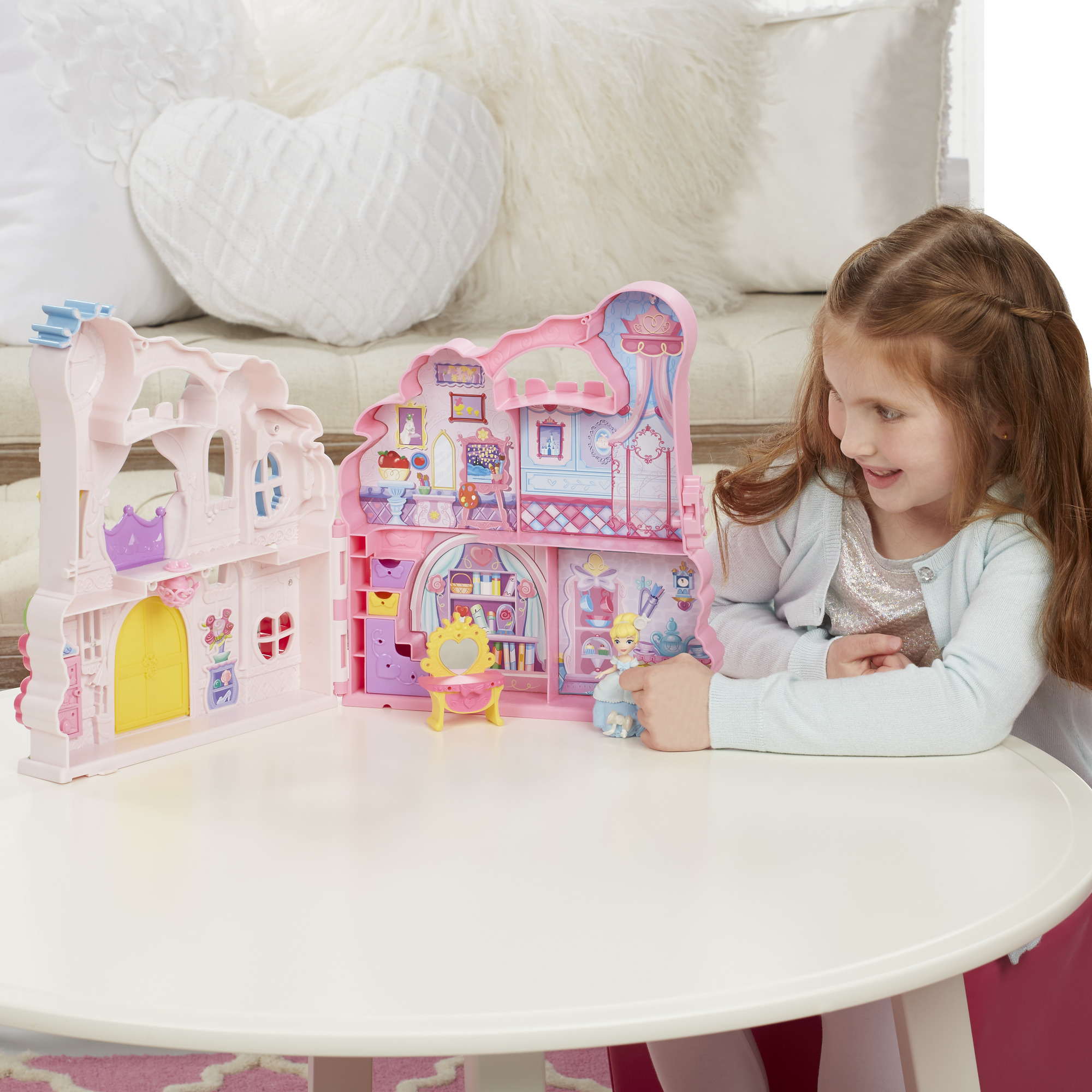 disney princess play n carry castle