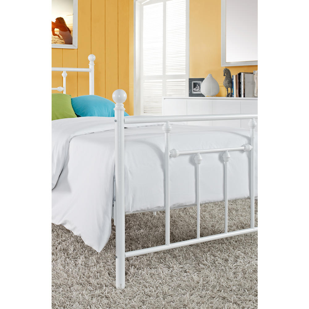 Dorel Home Furnishings Mia Metal Bed, White, Full