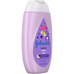 Johnson & Johnson Johnson's Baby Johnson's Moisturizing Bedtime Baby Lotion with NaturalCalm Essences to Soothe and Relax, Hypoallergenic and Paraben-,