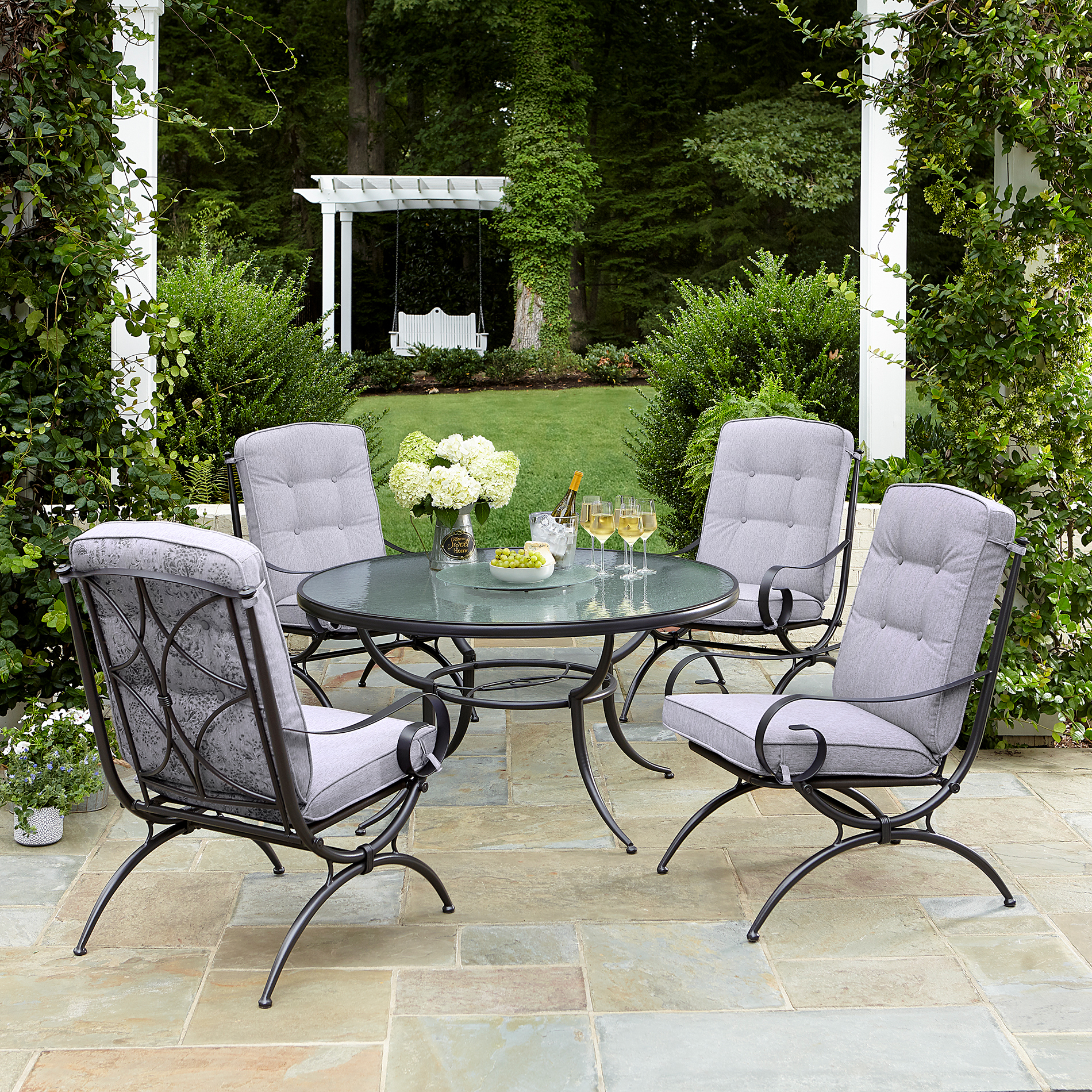 Outdoor Jaclyn Smith Centralia 5 Piece Dining Set