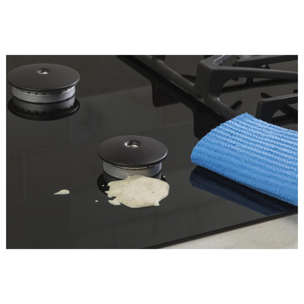 GE Appliances JGP5530DLBB 30" BuiltIn Gas Cooktop Black