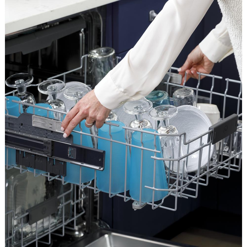 GE Appliances GDT665SGNWW 24" Interior Dishwasher with Hidden Controls - White