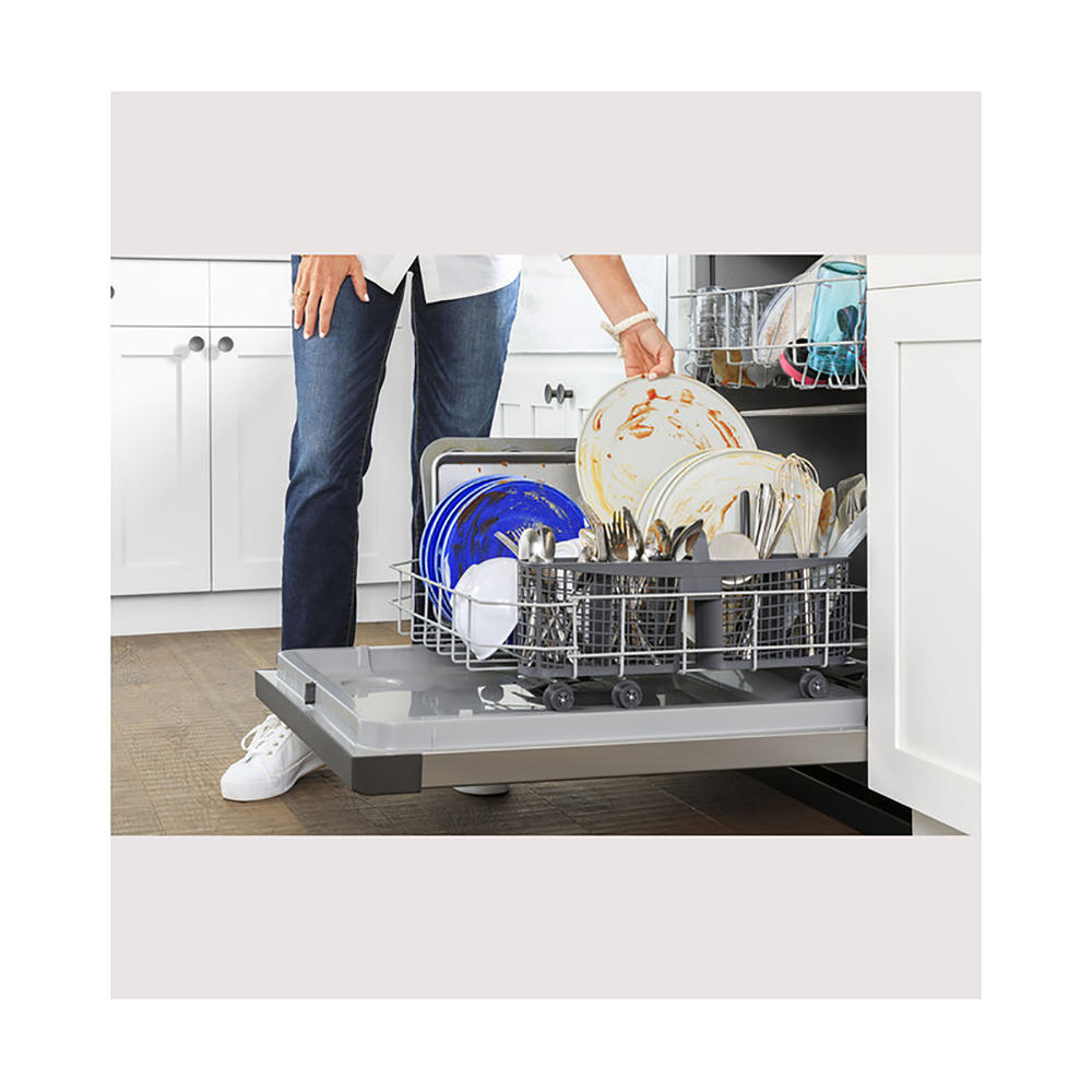 GE Appliances GDF511PGRWW 3600RPM Dishwasher with Front Controls - White