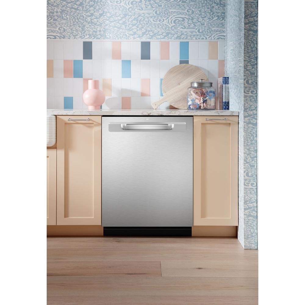 GE Appliances GDP670SYVFS ENERGY STAR&#174; Fingerprint Resistant Top Control with Stainless Steel Interior Dishwasher with Sanitize Cycle - Stainless