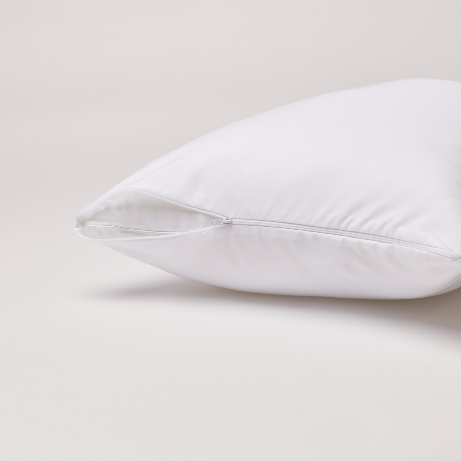 Serta Essential Pillow Protector &#8211; Standard/Queen