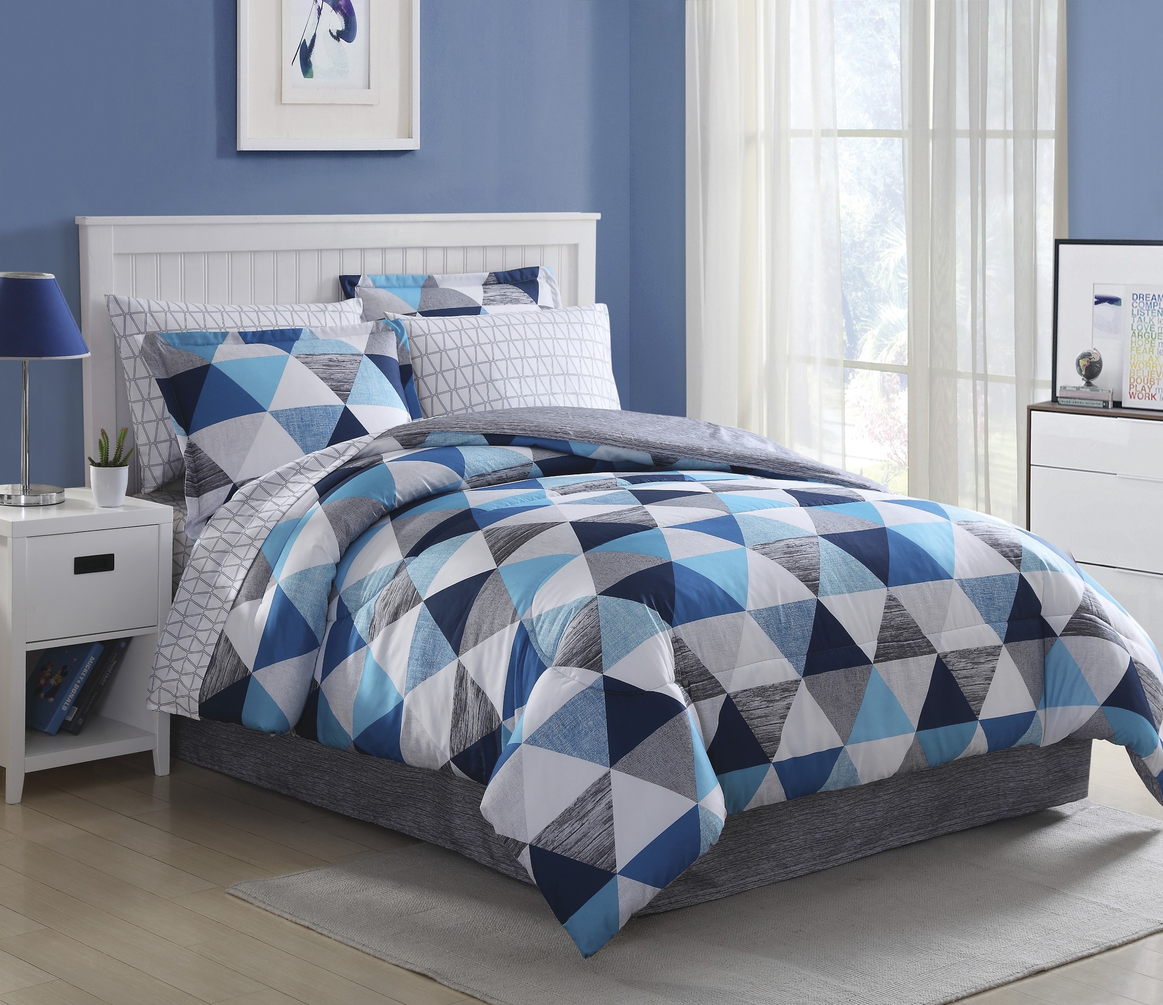 Essential Home Complete Bed Set Blue Triangles