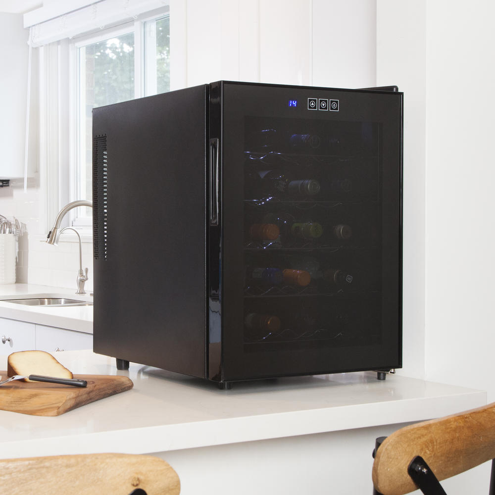 Koolatron WC20 20Bottle Wine Cellar with Mirrored Glass Door