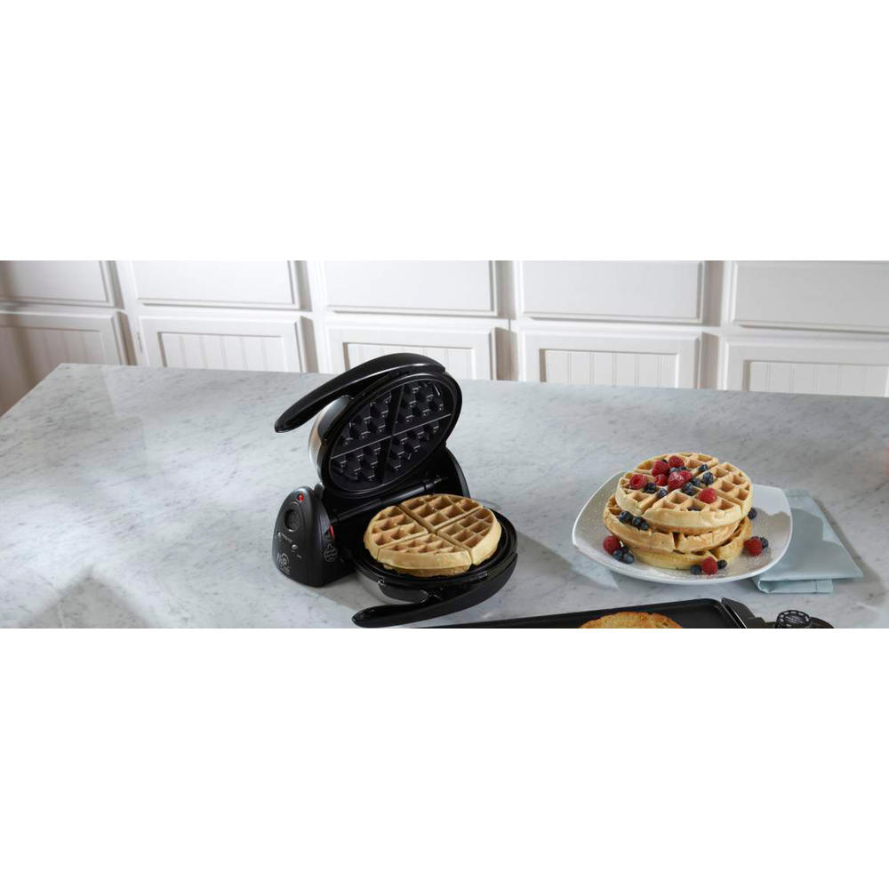 Presto 03510 7 Inch FlipSide Waffle Maker