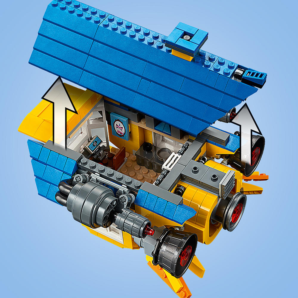 LEGO MOVIE 2&#8482; Emmet&#8217;s 2-in-1 Dream House and Rescue Rocket