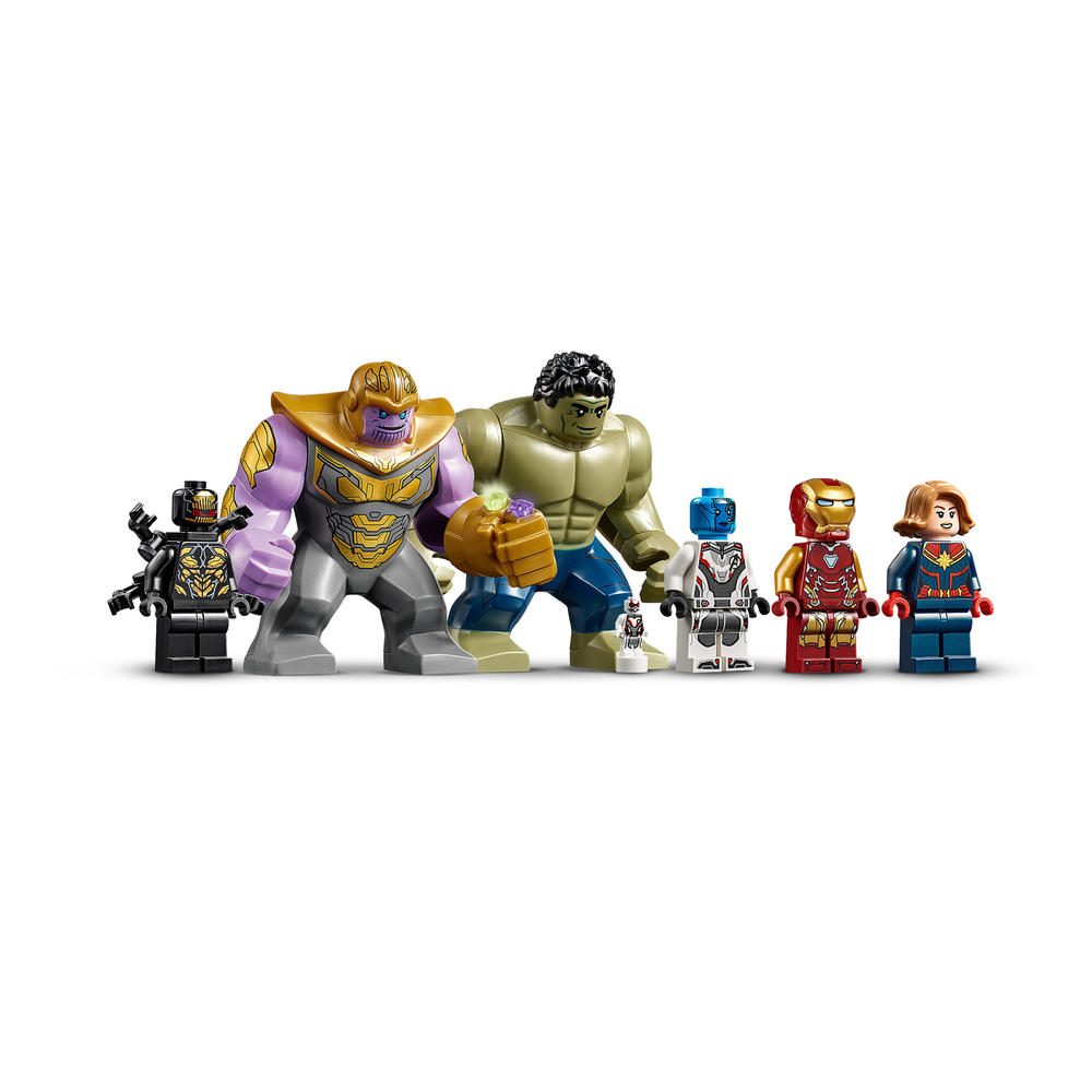 LEGO Avengers Compound Battle