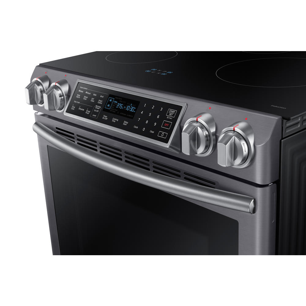 Samsung NE58R9560WG/AA 5.8 cu. ft. Induction Range with Virtual Flame&#8482; - Blk SS