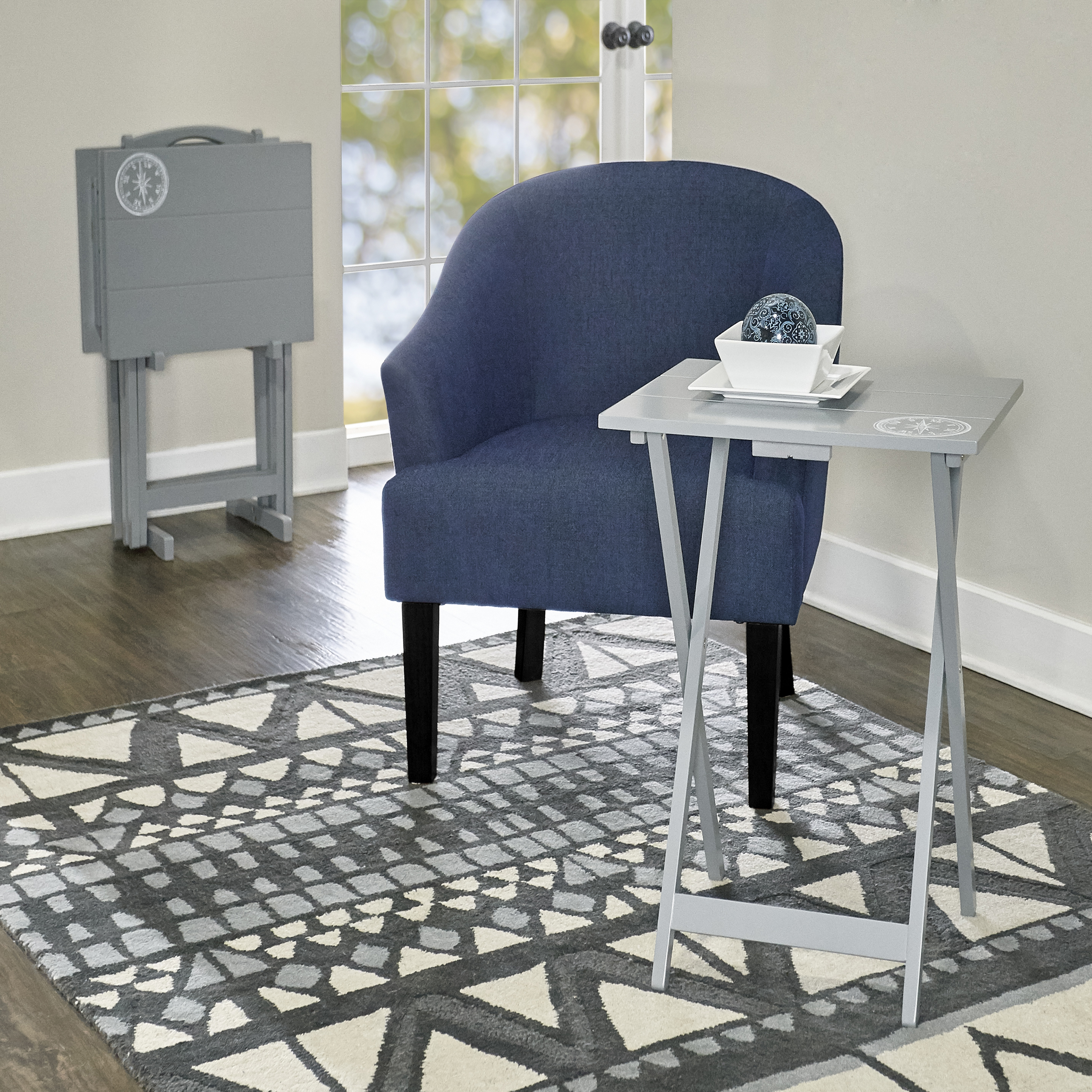 Linon Gray Compass Tray Table Set Linon Gray Compass Tray Table Set