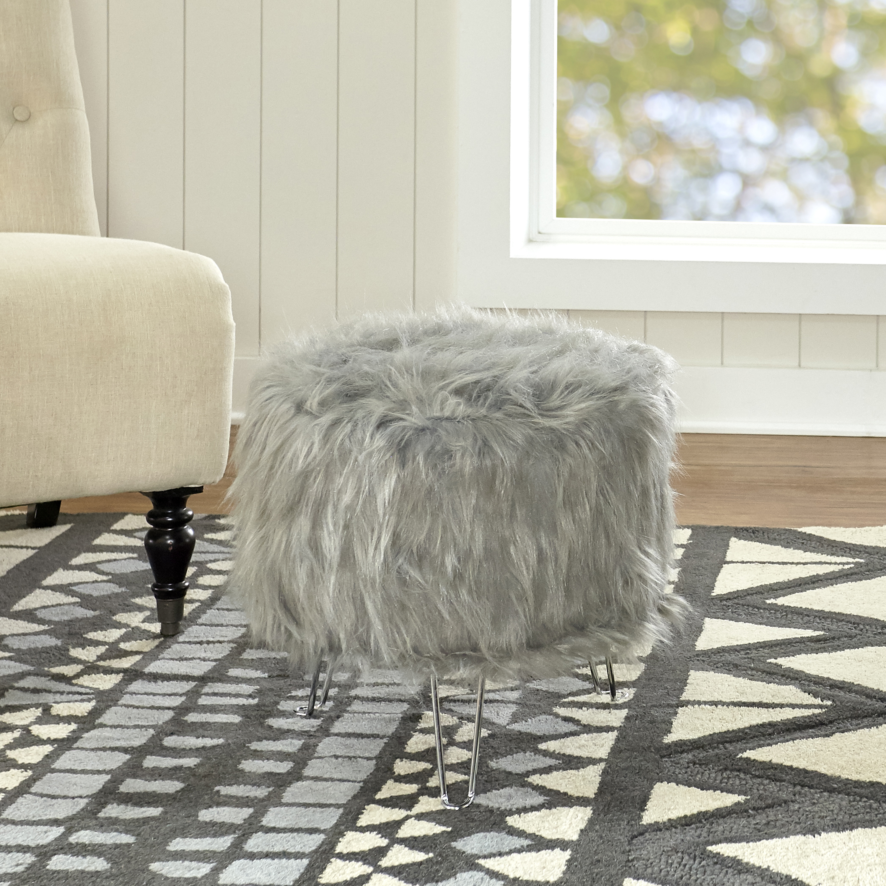 Linon Gracie Gray Faux Fur Hair Pin Stool Linon Gracie Gray Faux Fur Hair Pin Stool
