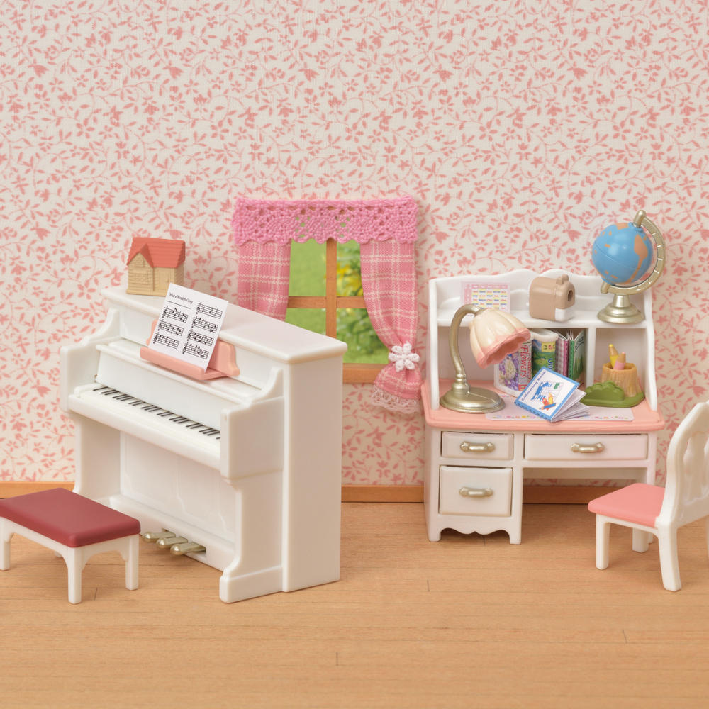 Epoch Calico Critters Piano And Desk Set