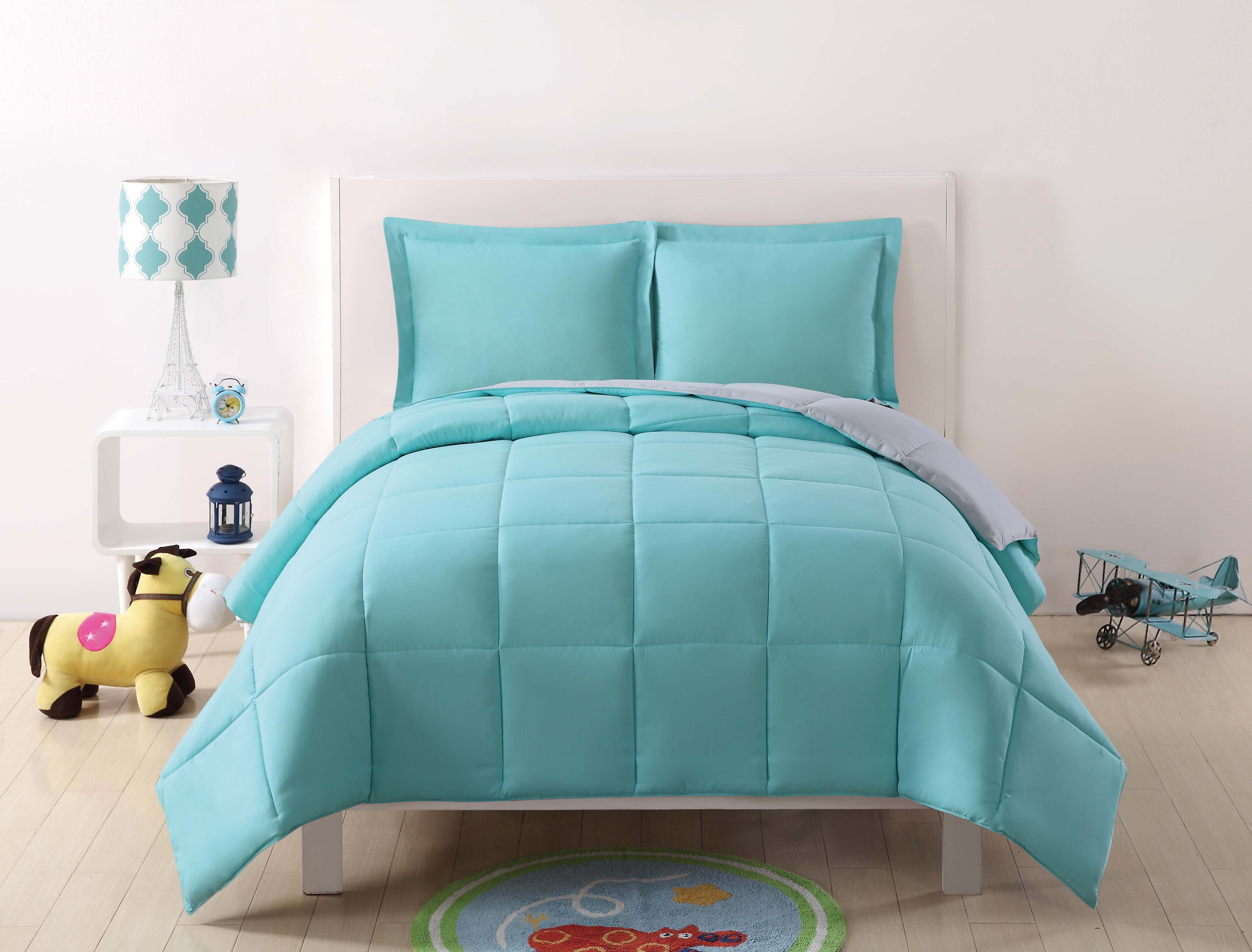 My World Anytime Solid Comforter Set