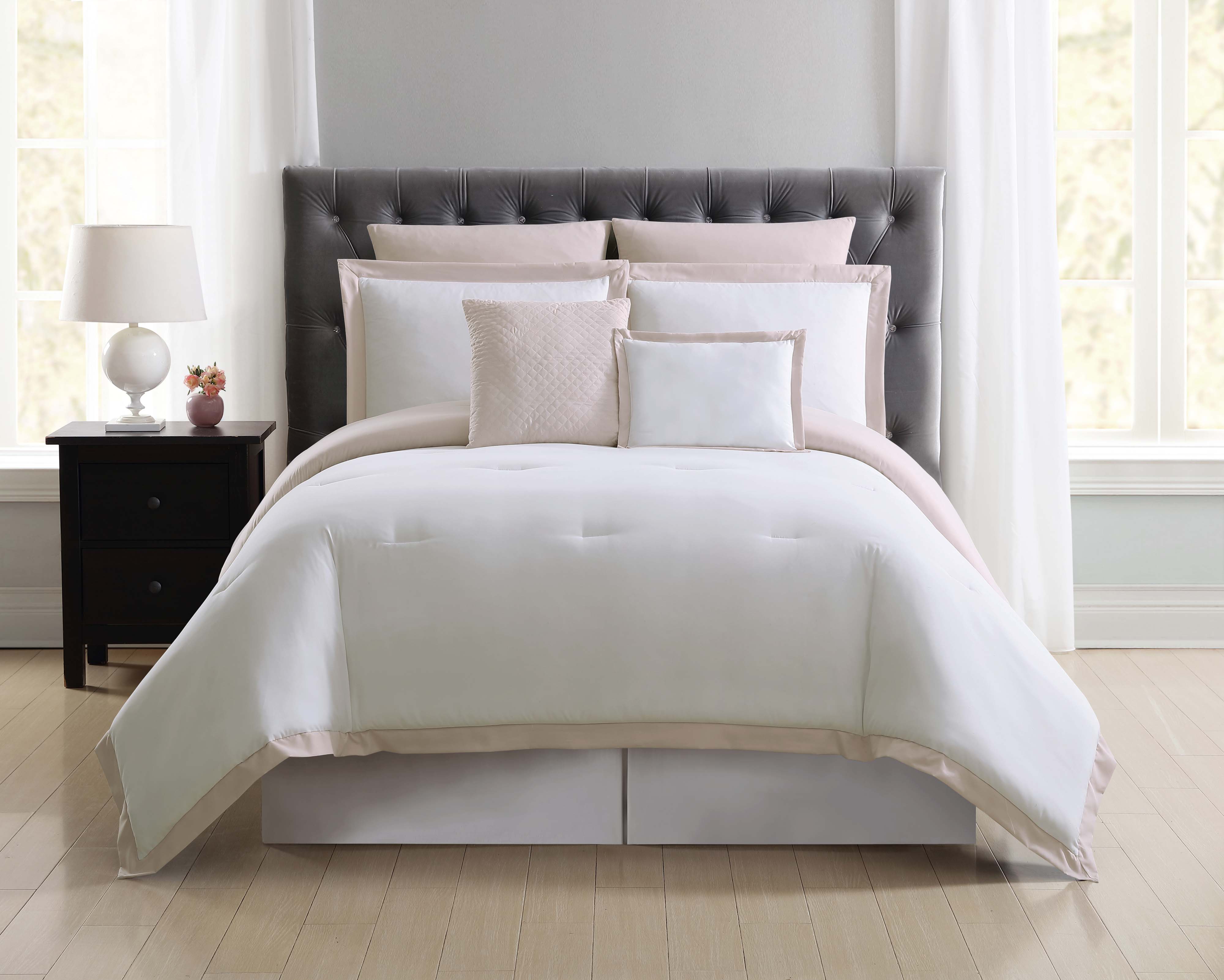Truly Soft Everyday Hotel Comforter Set