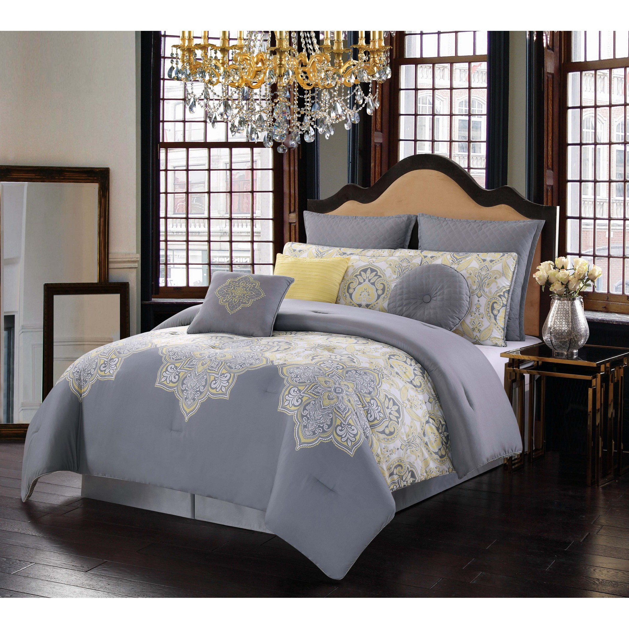 Style 212 Melania Comforter Set