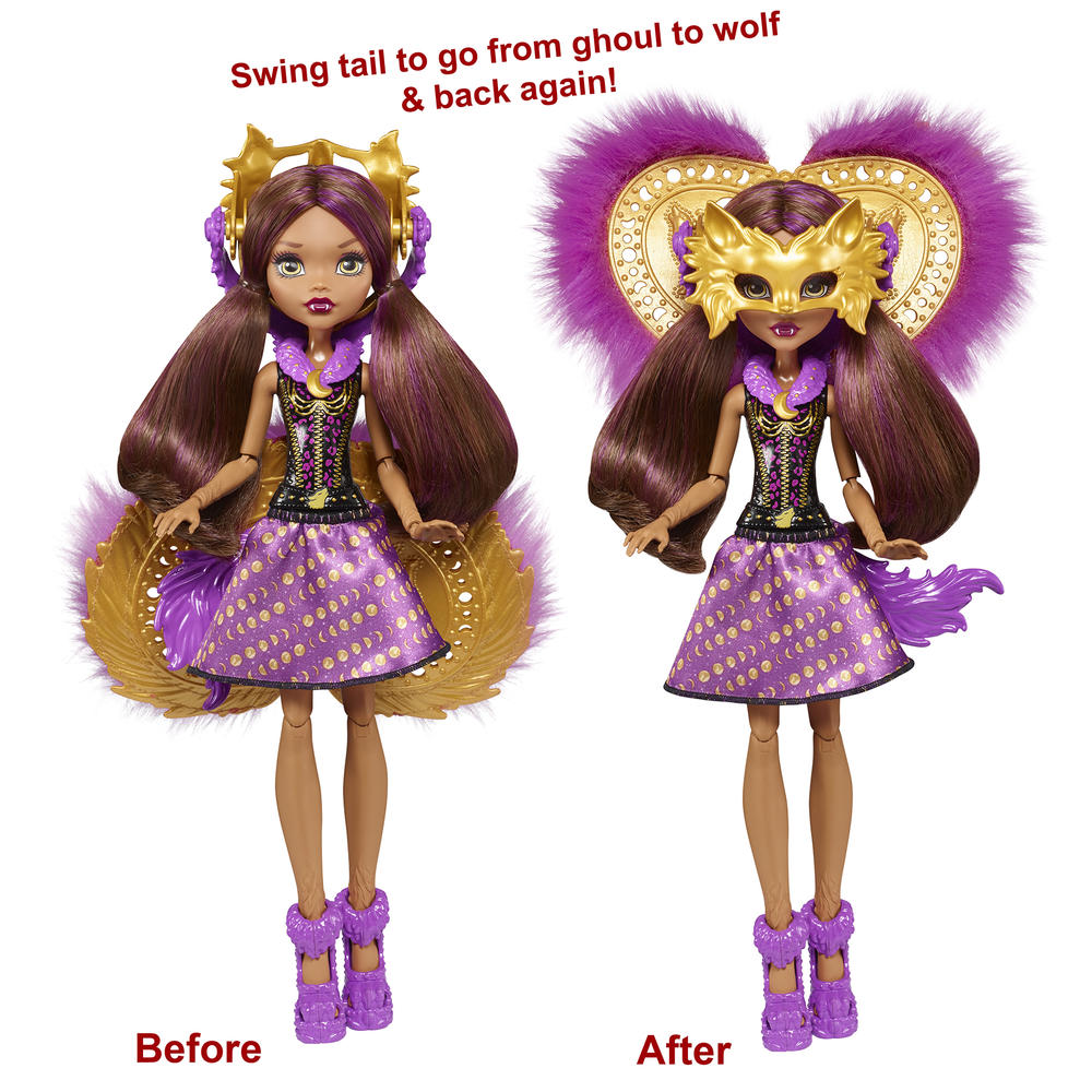 Monster High Ghoul to Wolf Clawdeen&#8482; Transformation Doll