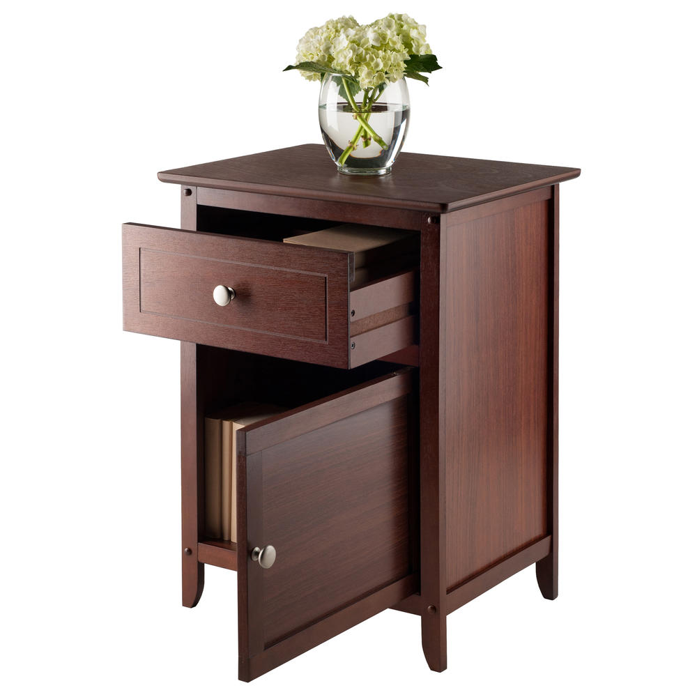 Winsome Eugene Accent Table Walnut