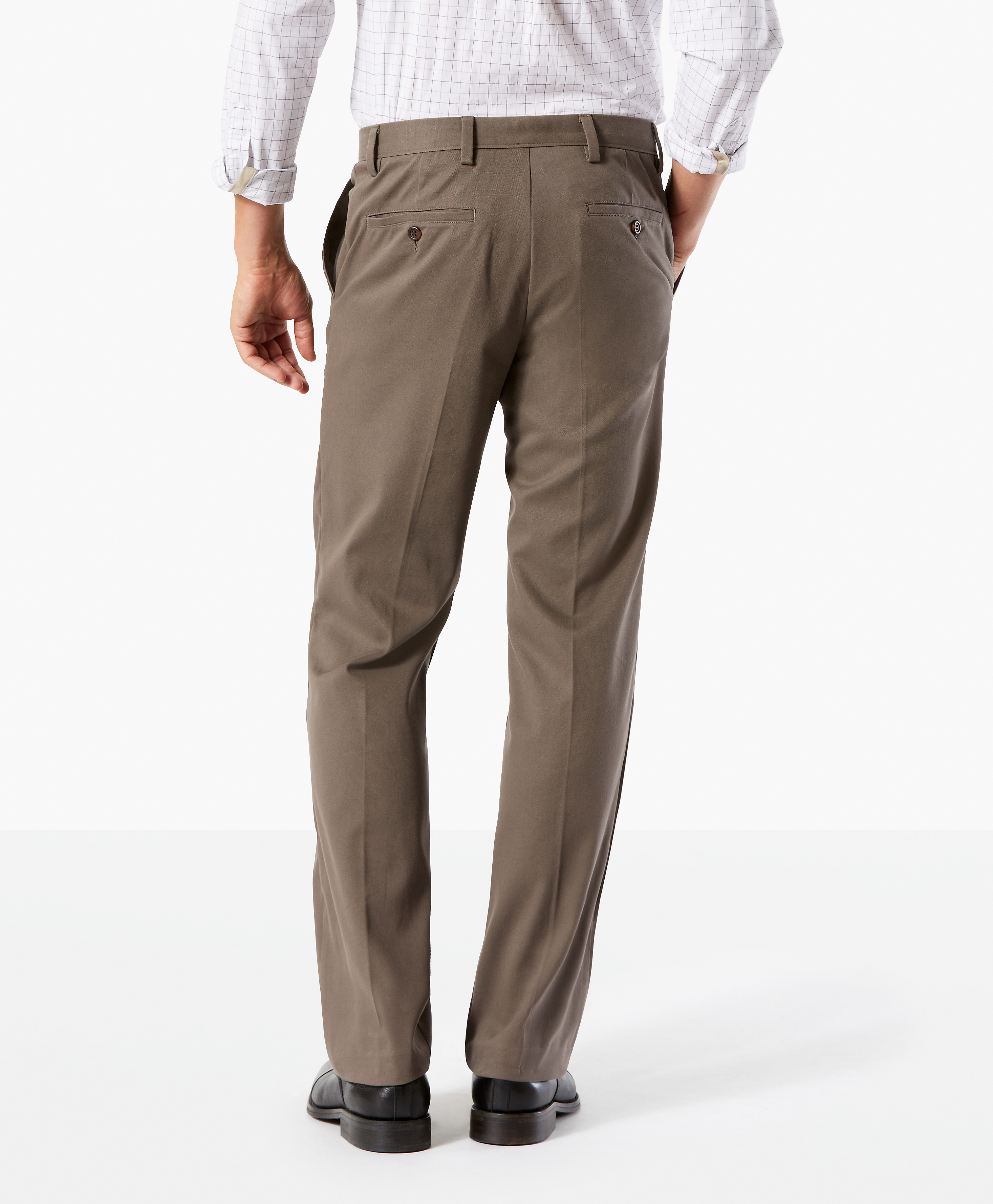 Dockers Men's Relaxed Fit Easy Khaki Pants - Pleated D4 With Stretch & No-Wrinkle Technology - View #10
