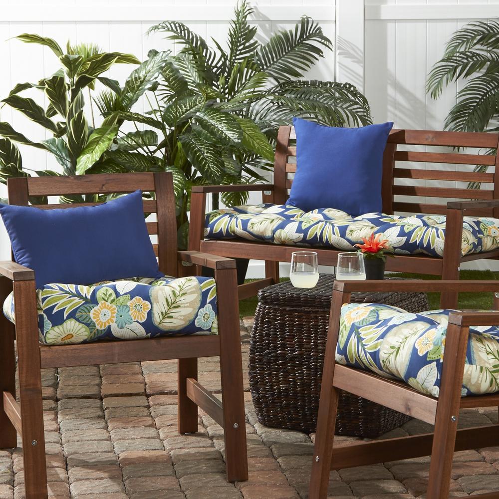 Greendale Home Fashions 20" Outdoor Chair Cushion, Blue Floral
