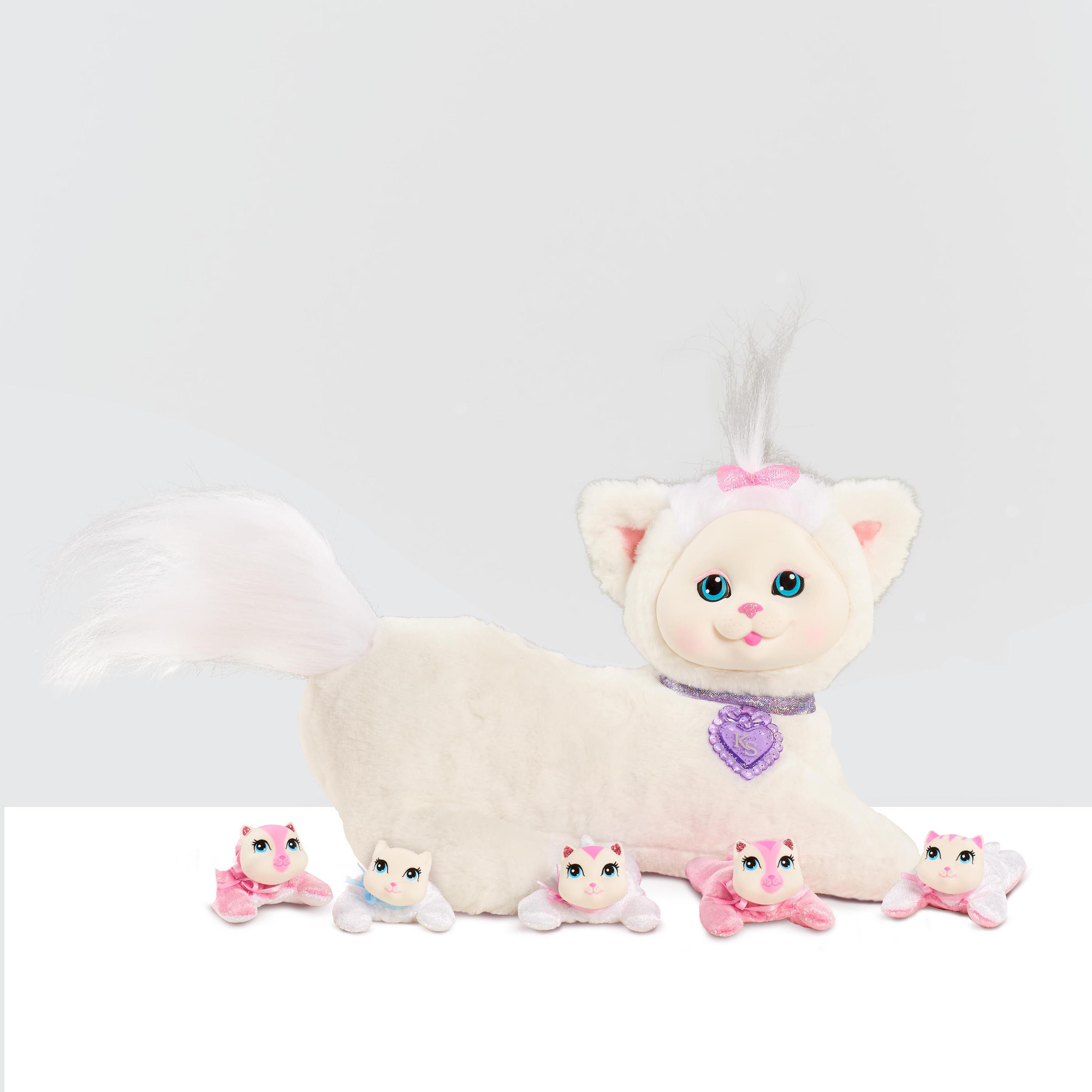 kitty surprise livy