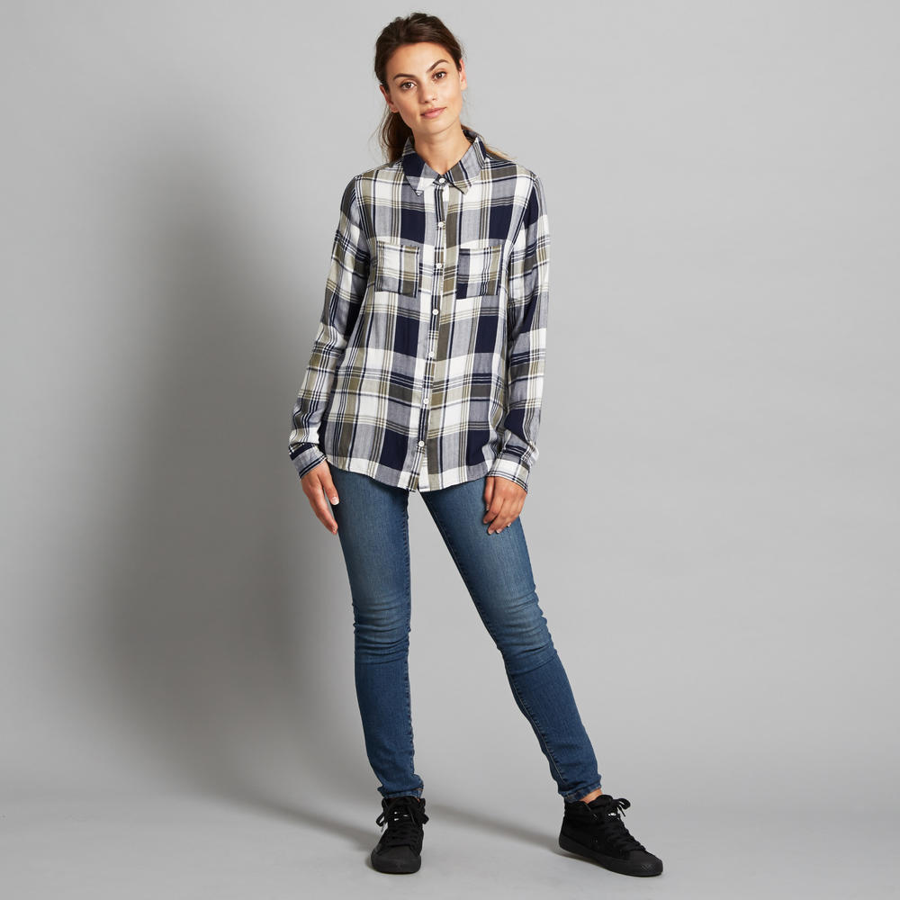 Adam Levine Women&#8217;s Woven Plaid Shirt with Vented Back
