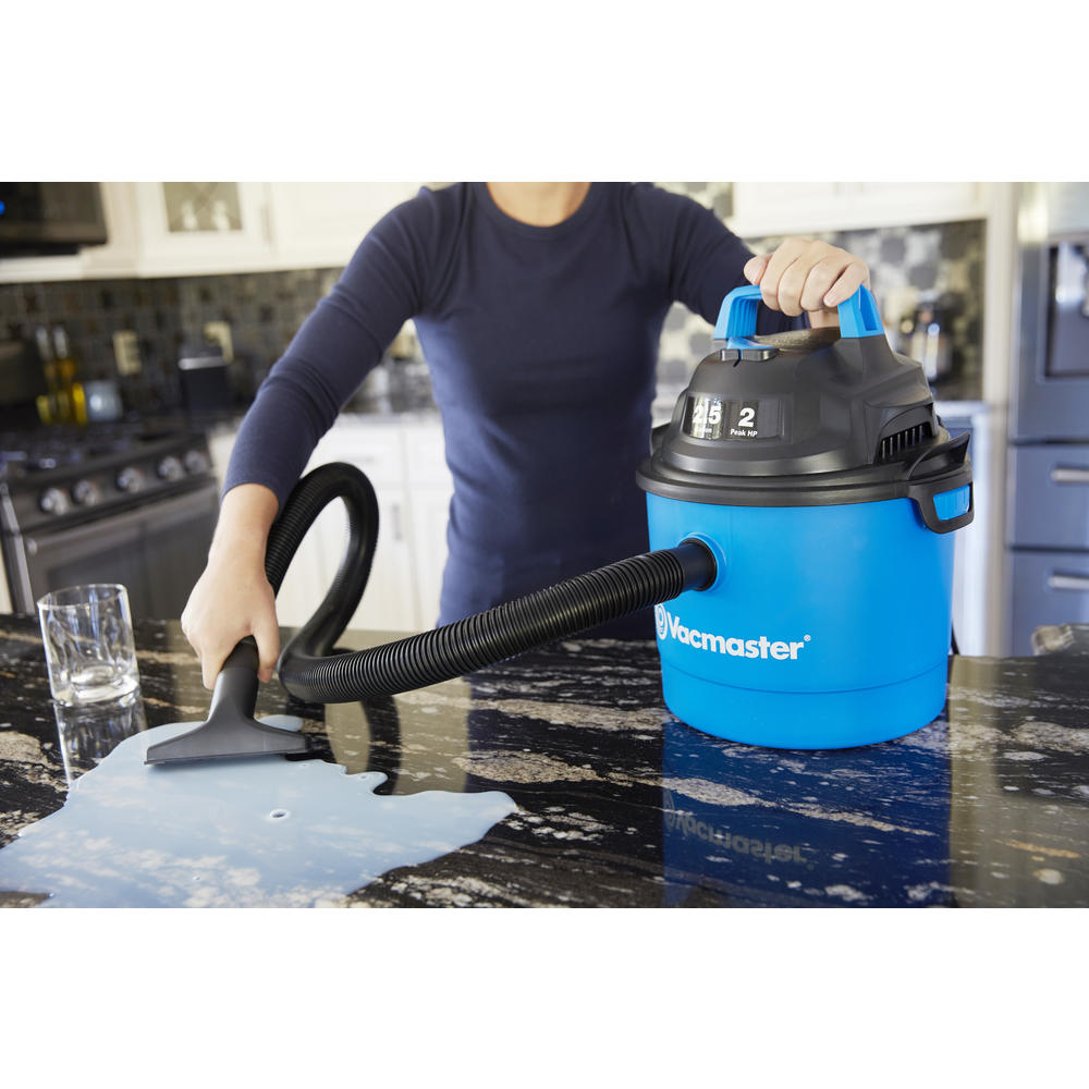 VacMaster 2.5 Gallon Wet Dry Vacuum