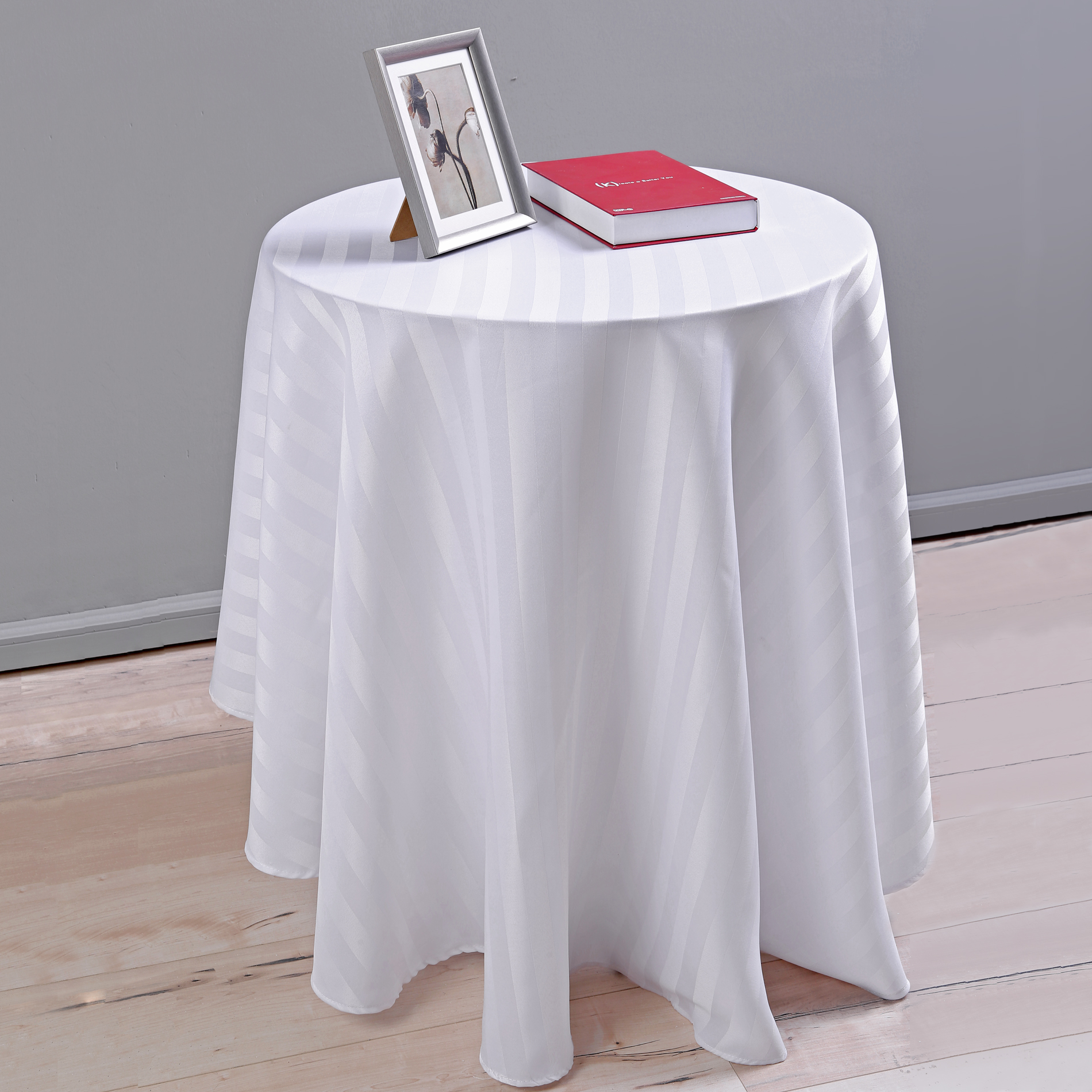 Essential Home Satin Striped Round Jacquard Tablecloth - White