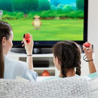 Nintendo Pokemon Lets Go Eevee W Poke Ball Switch