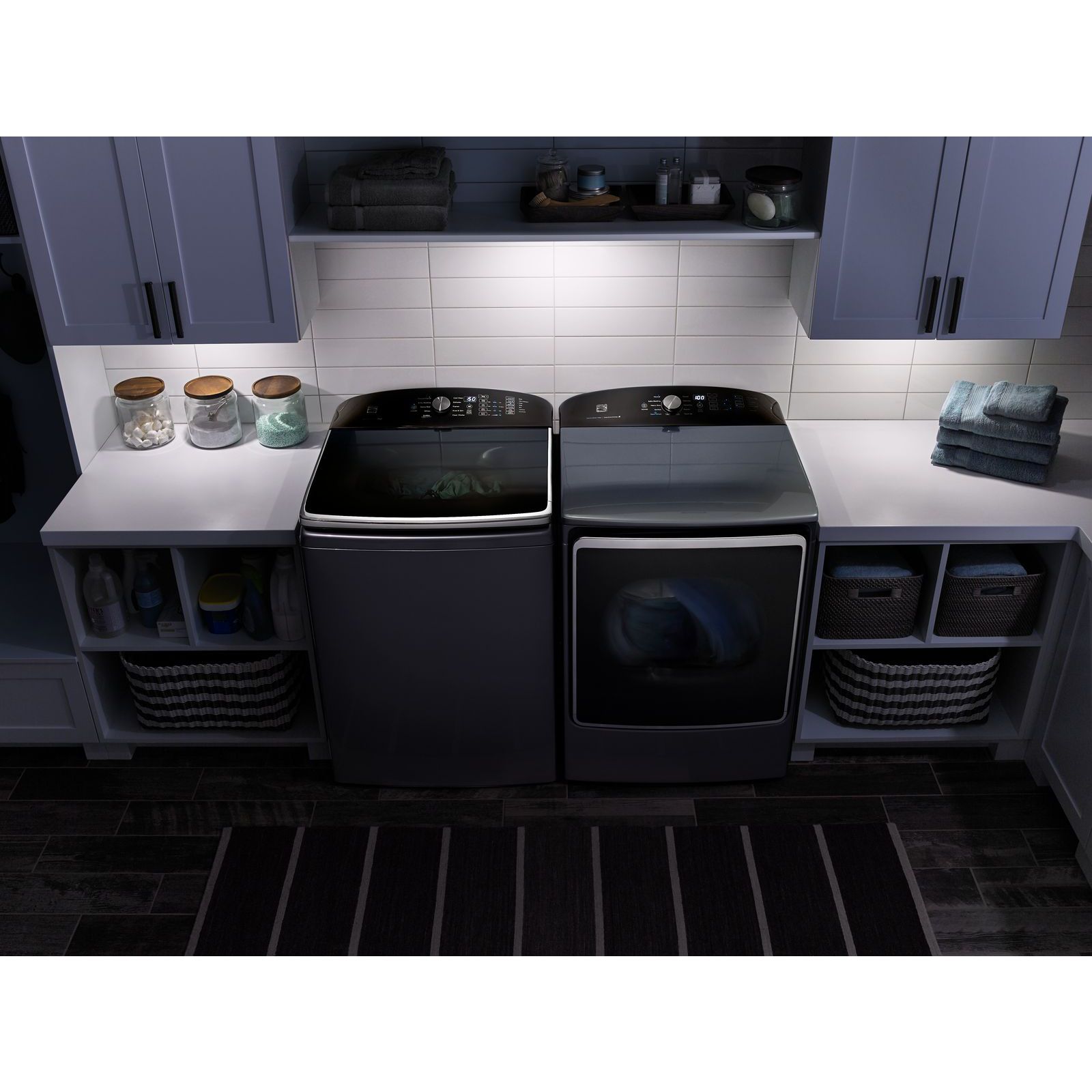 Thumbnail for Kenmore Elite 71633   9.2 cu. ft.  Gas Dryer with SmartDry Ultra  Metallic