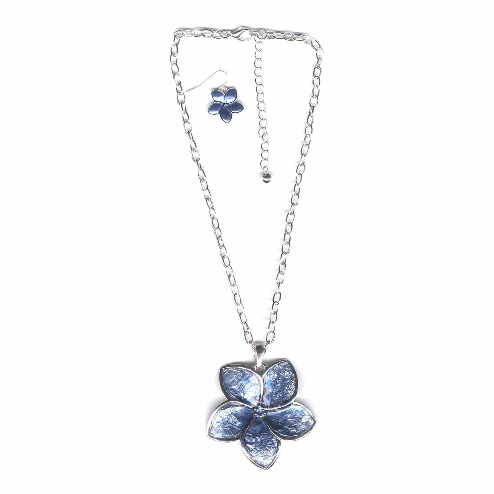 Covington Women&#8217;s Floral Necklace & Earrings Set