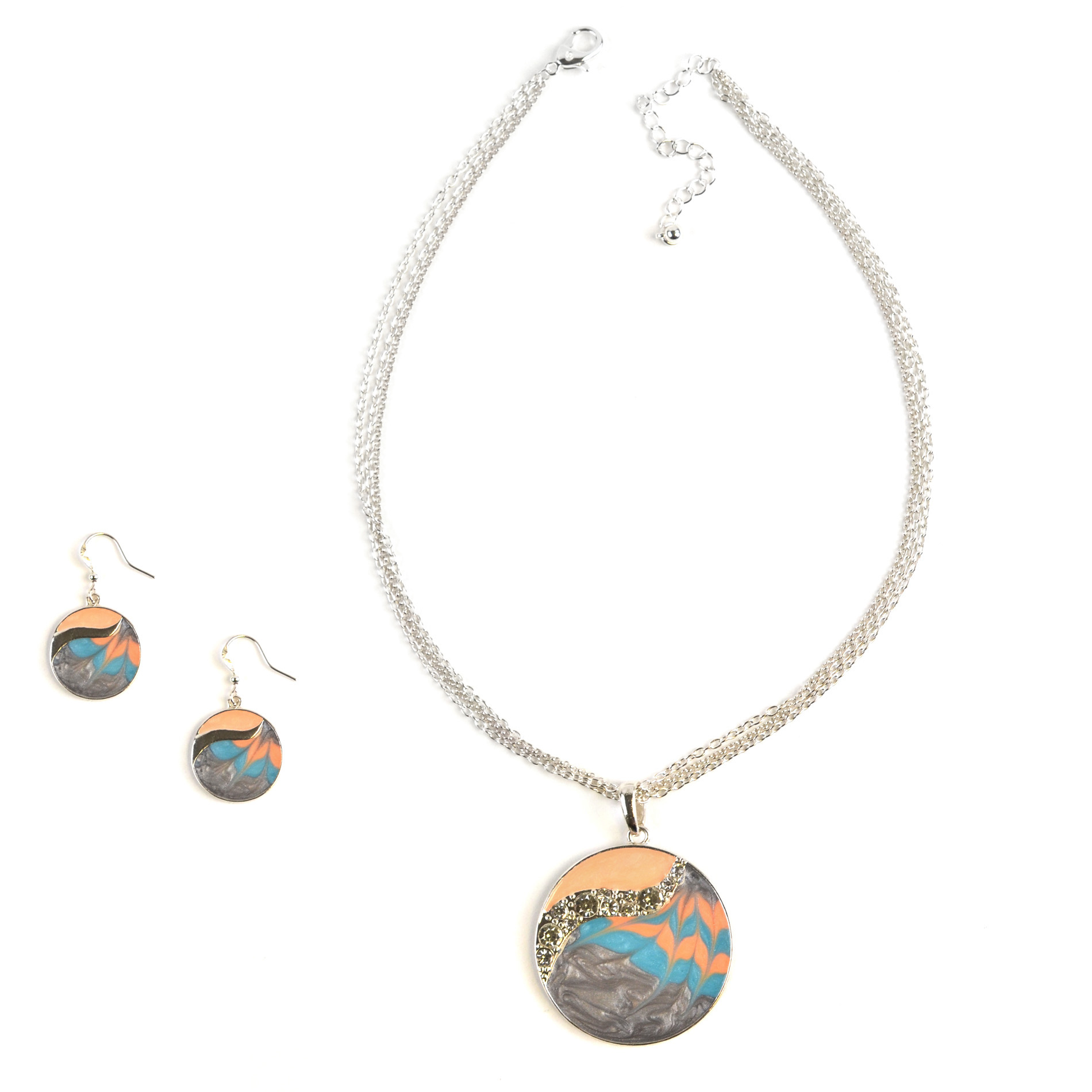 Jaclyn Smith Shell Pendant Necklace & Earrings Set, White Jaclyn Smith Shell Pendant Necklace & Earrings Set, White