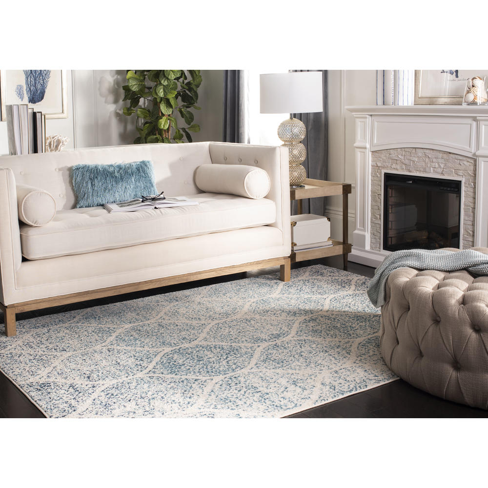 Safavieh Madison(MAD604) Collection Area Rug 4 ft. x 6 ft.
