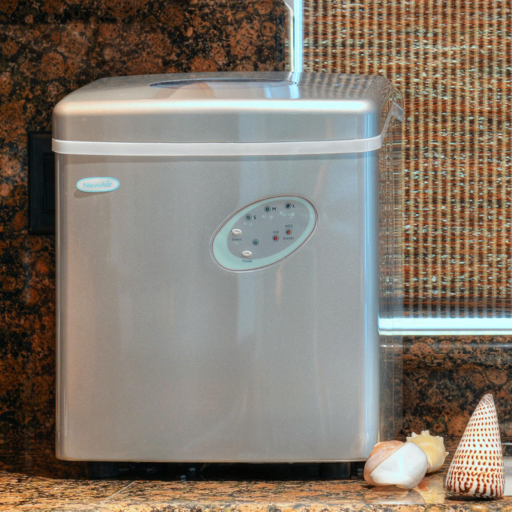 NewAir AI100S Silver 28 Pound Per Day Portable Ice Maker