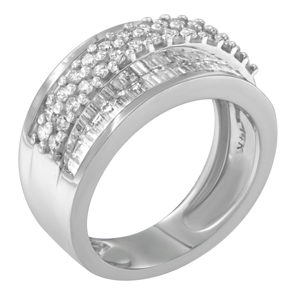 14k White Gold 1 1/2 CTTW Round and Baguette Diamond Ring (H-I, SI1-SI2)