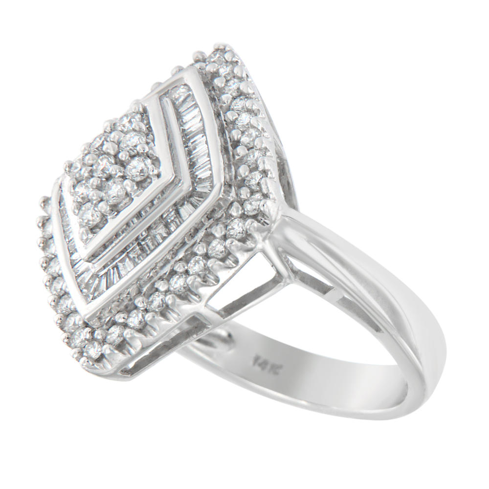 14K White Gold 1ct. TDW Round and Baguette-cut Diamond Ring (I-J,SI2-I1)