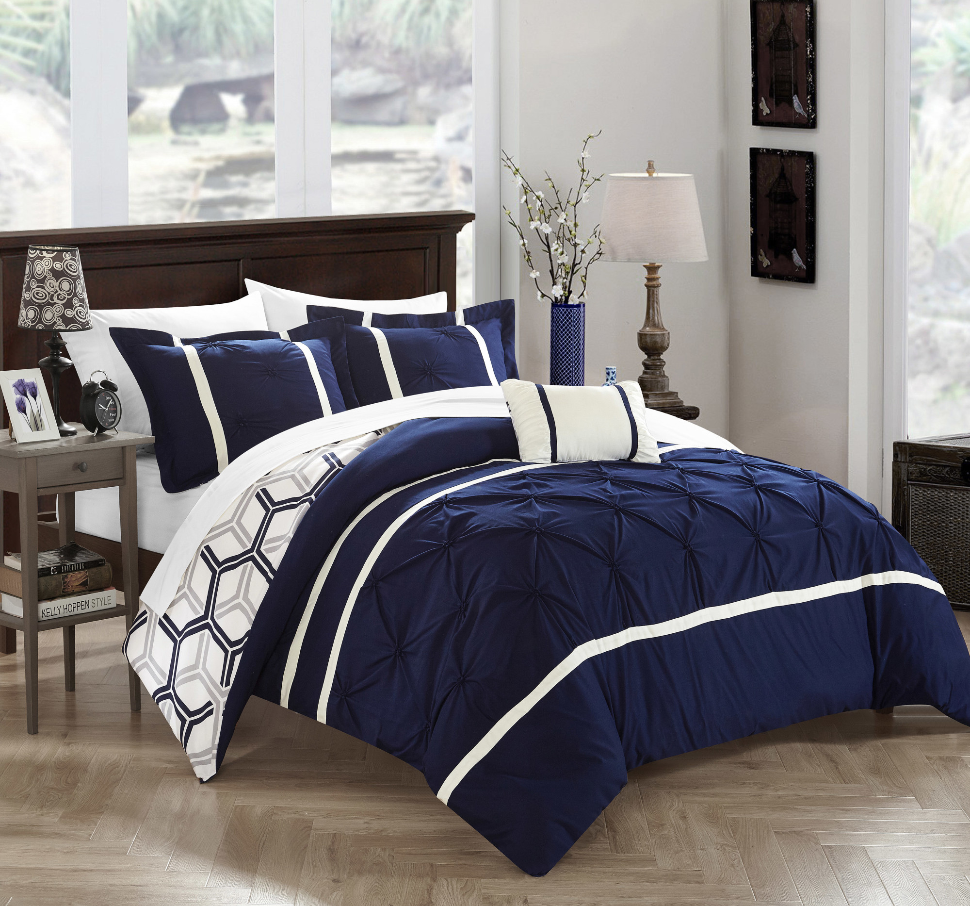 Chic Home Avee 3 or 4 Piece Reversible Comforter Set
