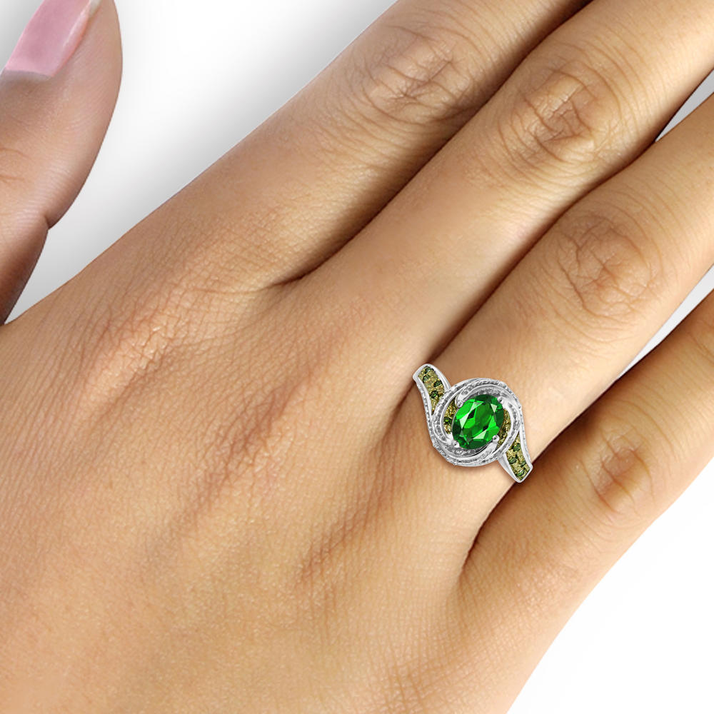 JewelonFire 1 1/5 Carat T.G.W. Chrome Diopside With Green And White Diamond Accent Sterling Silver Ring