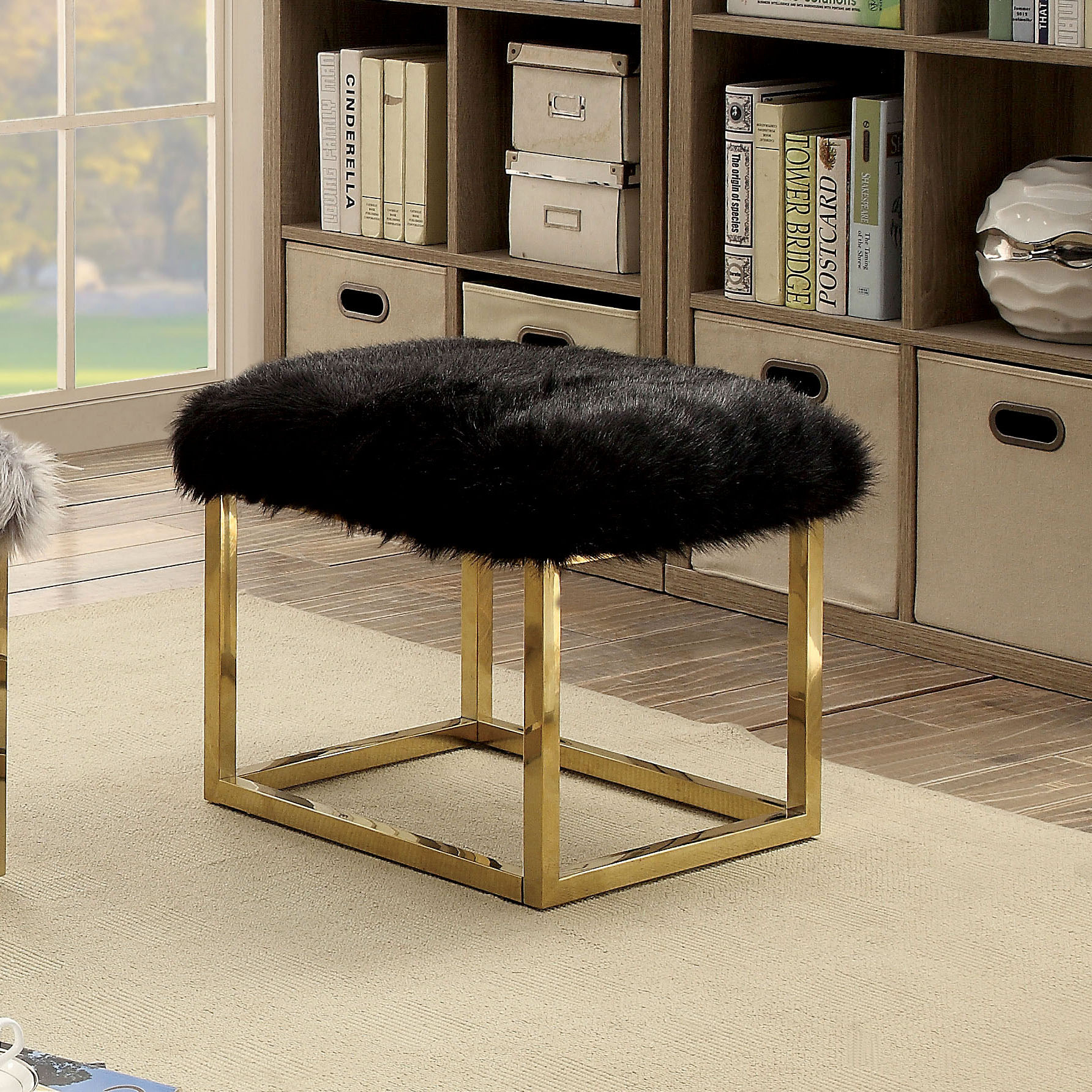 Furniture of America Jorja Glam Faux Fur Accent Bench