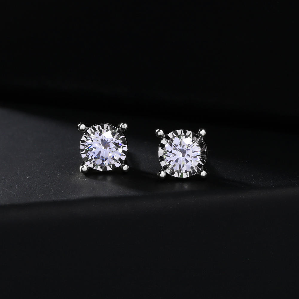 Amouria 3/4ct. TDW Round Cut Diamond Solitaire Stud Earrings