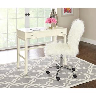 Linon Home Decor Products Inc Silhouette Quatrefoil Gray White 8 X 10 Rug