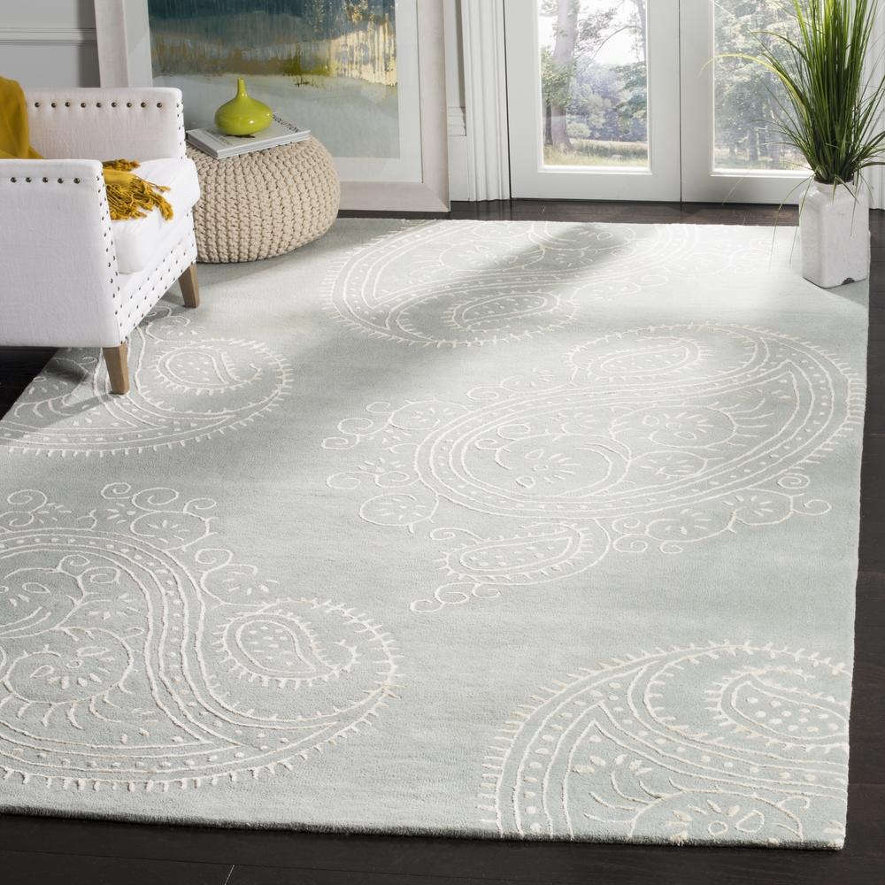 Safavieh  Bella Gray and Ivory Square: 5 Ft. x 5 Ft. Rug