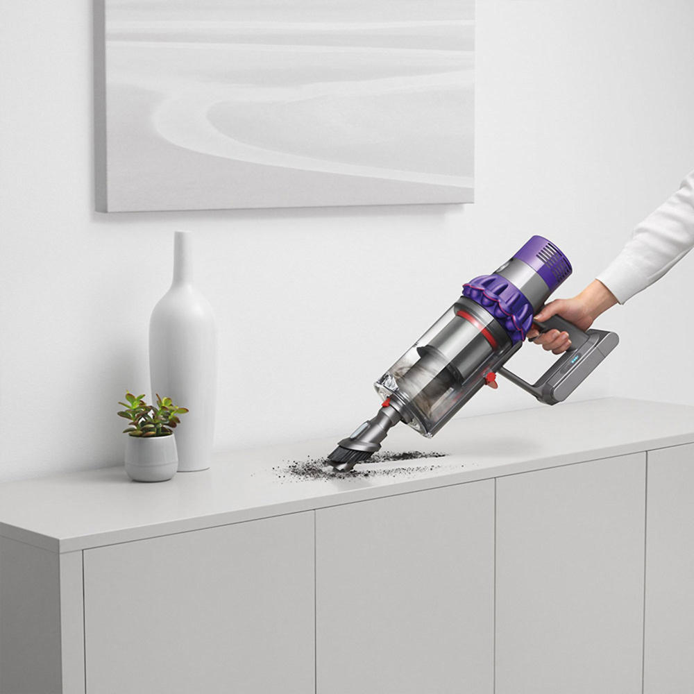 Dyson 226319-01 Cyclone V10 Animal Cordless Stick Vacuum Cleaner with Fade-Free Power