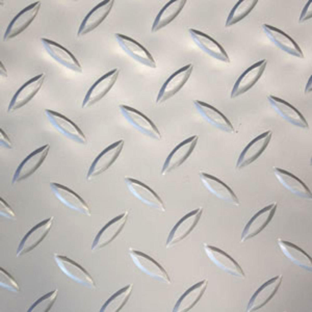 Incstores 7.5' x 17' Diamond Pattern Nitro Garage Floor Mat - Stainless Steel